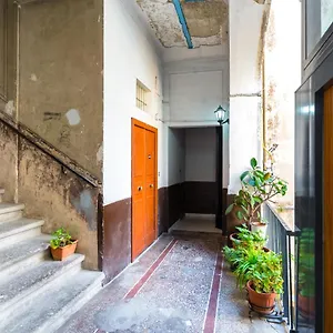 lopez-20-a-big-family-apartment-by-napoliapartments.hotels-amalfi.com/